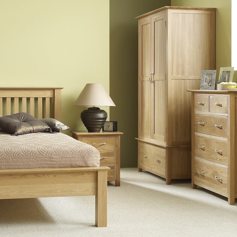 Top selling Oak bedroom furniture
